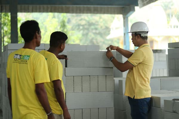 Brikolite manufacturing infrastructure